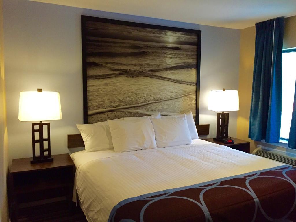 Super 8 By Wyndham Asbury Park Hotel Room photo